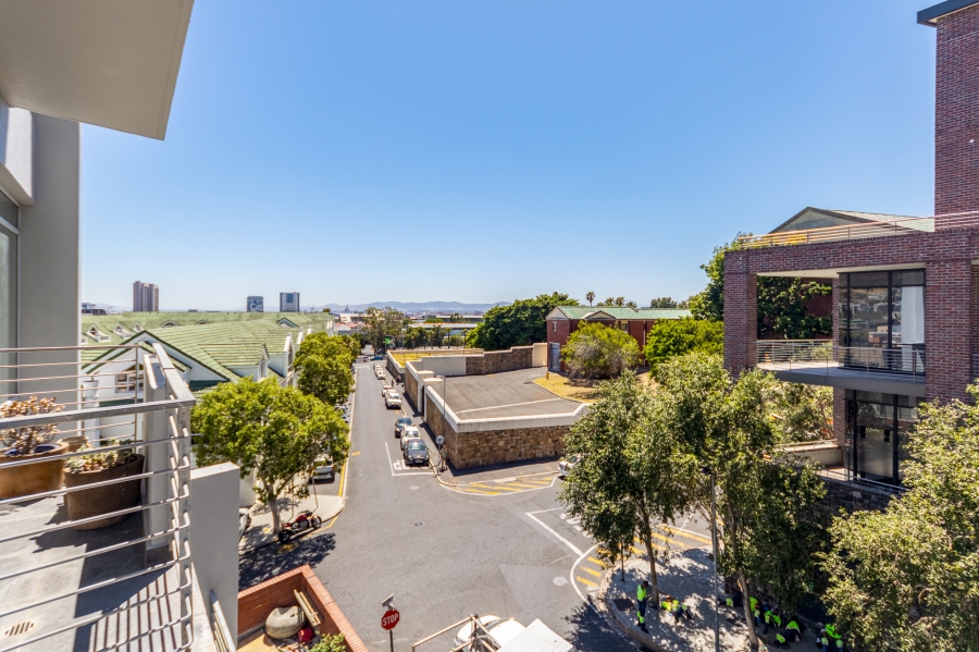 1 Bedroom Property for Sale in Gardens Western Cape